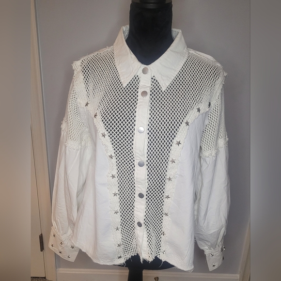 POL White Mesh Star-Embellished Women's Top. NWOT - Picture 7 of 7
